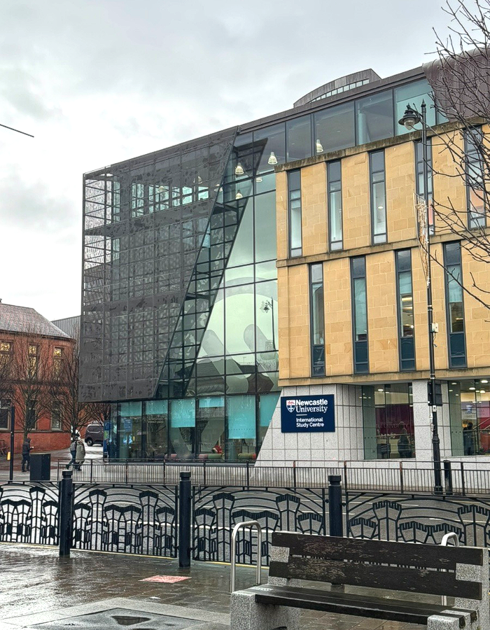 뉴캐슬 약대 1번.png